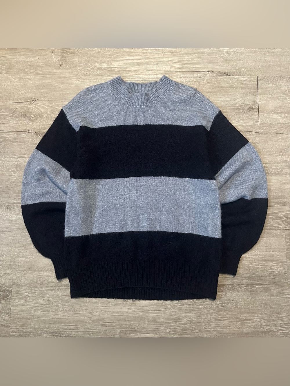 H&M Men's Crewneck Sweater in Gray and Black Wide Stripes